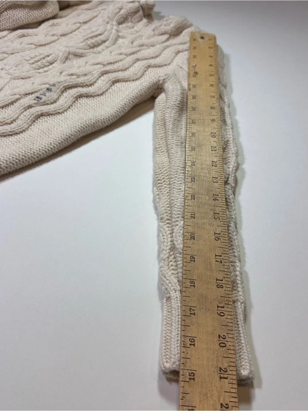 NWOT Gap Kids Fisherman Cable Knit Sweater Cotton Wool Blend Kids Size M 6-8